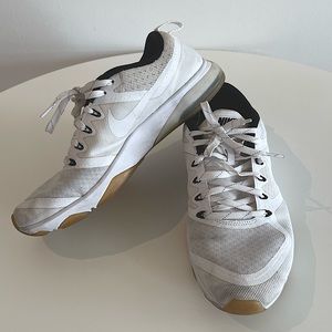 Nike air zoom fitness shoes
